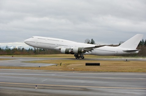 ȫ���׼ܽ������չ�˾747-8�͙C(j��)������a(ch��n)���w