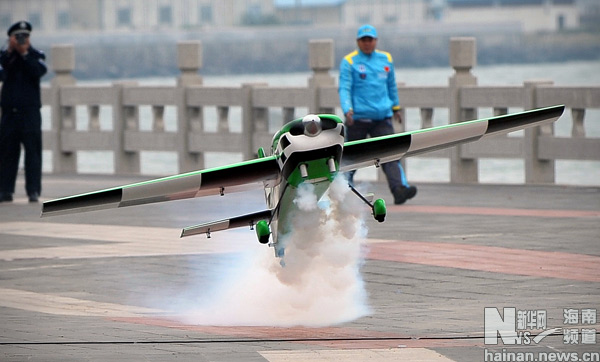 12��17�����h(hu��n)�����w������ِ�_Ļʽ�ϵĺ���ģ�ͱ�����