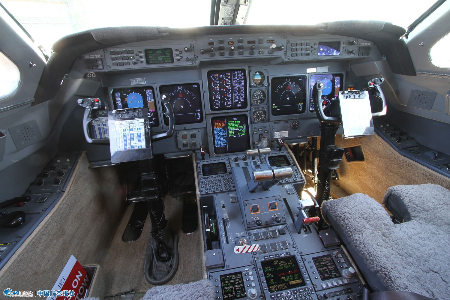 �h�A�������͵�����(zh��n)��300